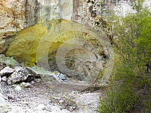 Yellow Sulphur Cave in Wai-o-Tapu