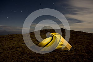 Yellow tent behind Ursa Major photo