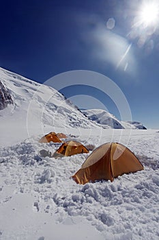 Yellow tents on the track to Mont Blanc du Tacul