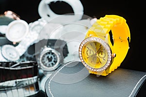 Yellow watches women, compared to other hours