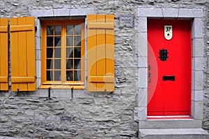 Yellow window Red door