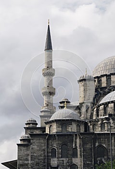 The Yeni Cami , meaning New Mosque,is an Ottoman imperial mosque