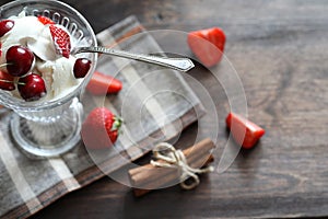 Yoghurt with fresh strawberries and cherries