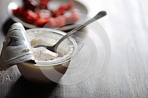 Yoghurt with fresh strawberries and cherries