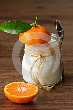 Yoghurt with a mandarine