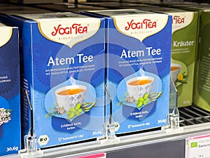 Yogi tea atem tee herbal tea boxes on display shelf