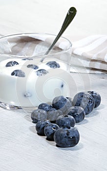 Yogourt with blueberries