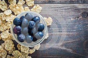 Yogurt with fresh blueberries and cereals