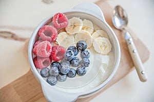 Yogurt with fresh fruit