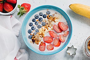 Yogurt with fresh fruits, berries and granola