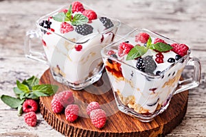 Yogurt with muesli and berries