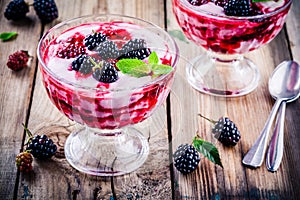 Yogurt parfait with blackberry and mint