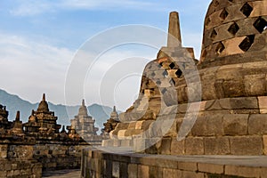 Templo de Borobudur durante el dÃÂ­a, Yogyakarta, Java, Indonesia. photo