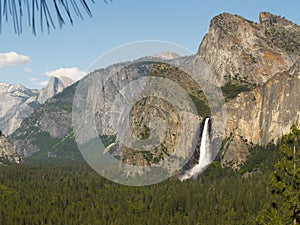 Yosemite: Bridalveil Fall & Half Dome