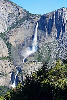 Yosemite Falls , Yosemite National Park