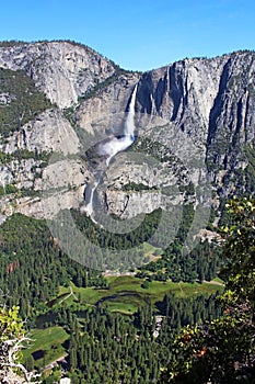 Yosemite Falls , Yosemite National Park