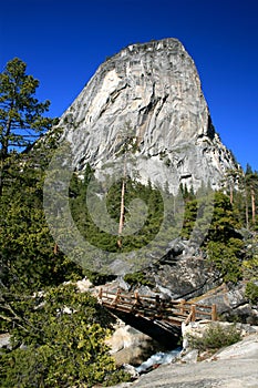 Yosemite mountain hike