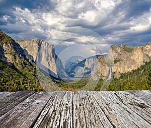 Yosemite National Park Valley summer landscape