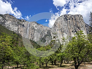 Yosemite national park waterfalls