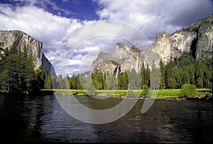 Yosemite Valley Portal