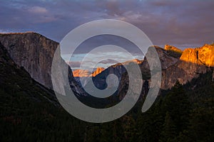 Yosemite Valley Tunnel View at sunset