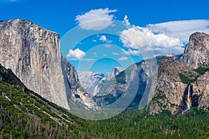 Yosemite Valley view from Tunnel View