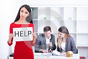 You need help ? The beautiful business woman at office asks of t