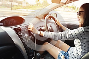 Young asia woman driver sitting in the car