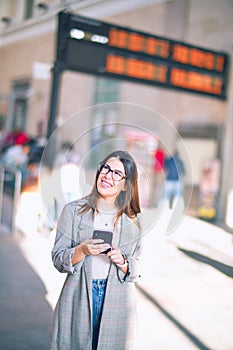 Young beautiful woman smiling happy and confident