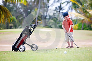 Young golfer img