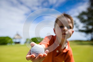Young golfer img