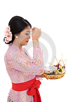 Young Hindu women earnestly pray