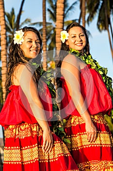 Young hula dancers