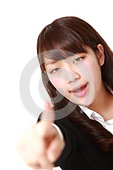 Young Japanese businesswoman scolding ã€€