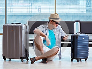 Young man travelling for his summer beach vacation