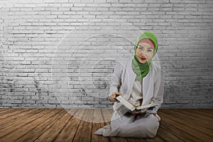 Young muslim asian woman with hijab style