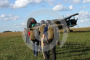 The young parachutists