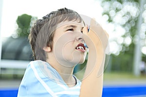 A young soccer player inhalator