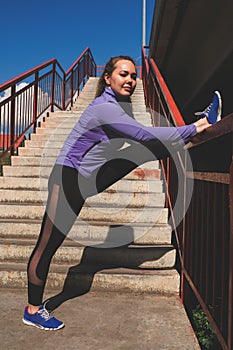 Young woman doing a workout