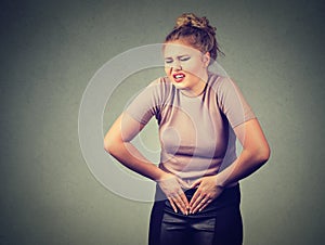 Young woman hands img