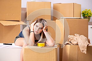 The young woman moving to new place