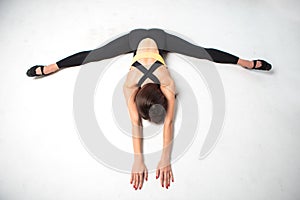 Young woman in a sport casuall costume, fitness model.