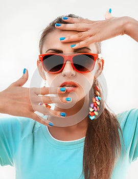 Young woman in sunglasses