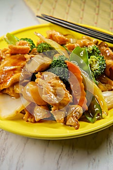 Yu-Shiang Chicken with Garlic Sauce