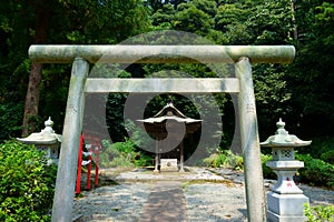 Yugyo-ji Temple. Uga-jinja Shrine. It is small but built in an elegant style