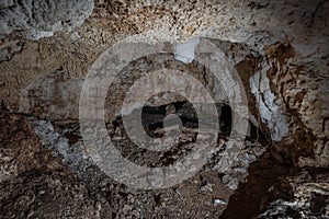yukatan underground cave with large stalactites