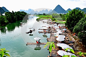 Yulong River, Yangshuo, Guilin photo