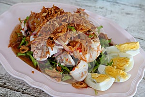 Yum tua poo : wing bean seafood salad