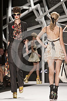 Zac Posen Spring Summer 2011