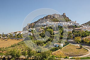 Zahara de la Sierra perched against its mountain